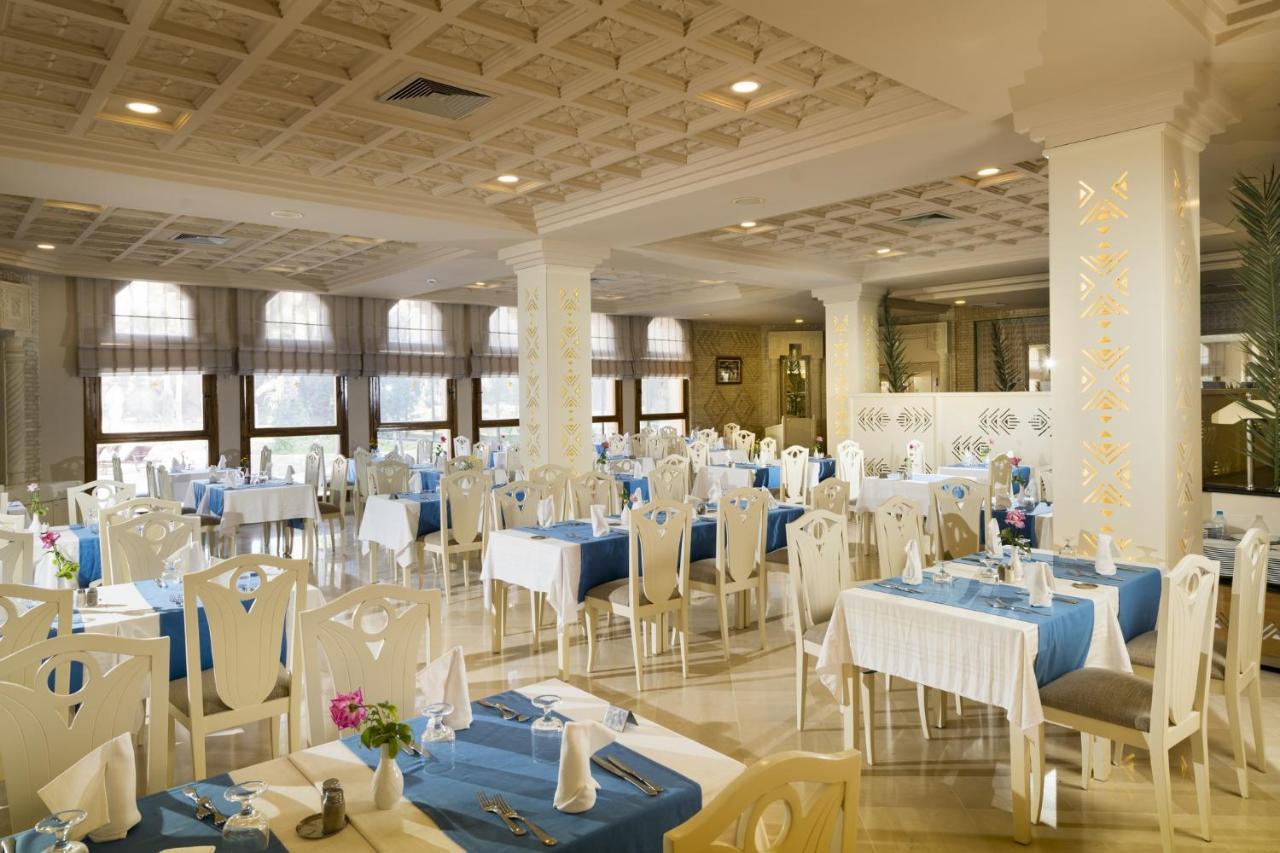Palm Beach Palace Tozeur Exterior photo